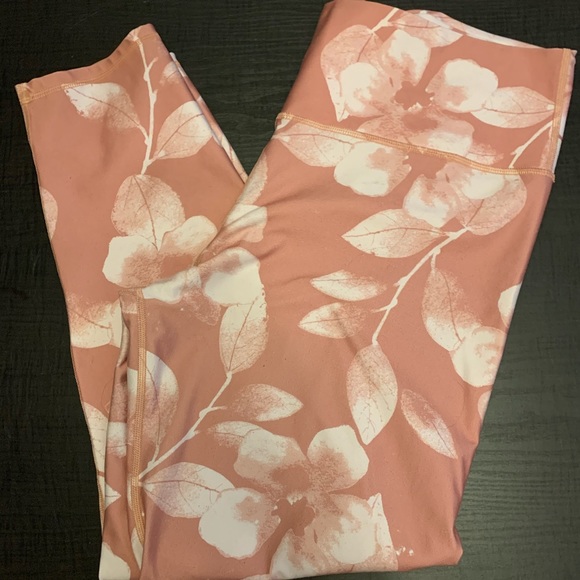 Aerie Floral Leggings Size XL - Picture 1 of 4